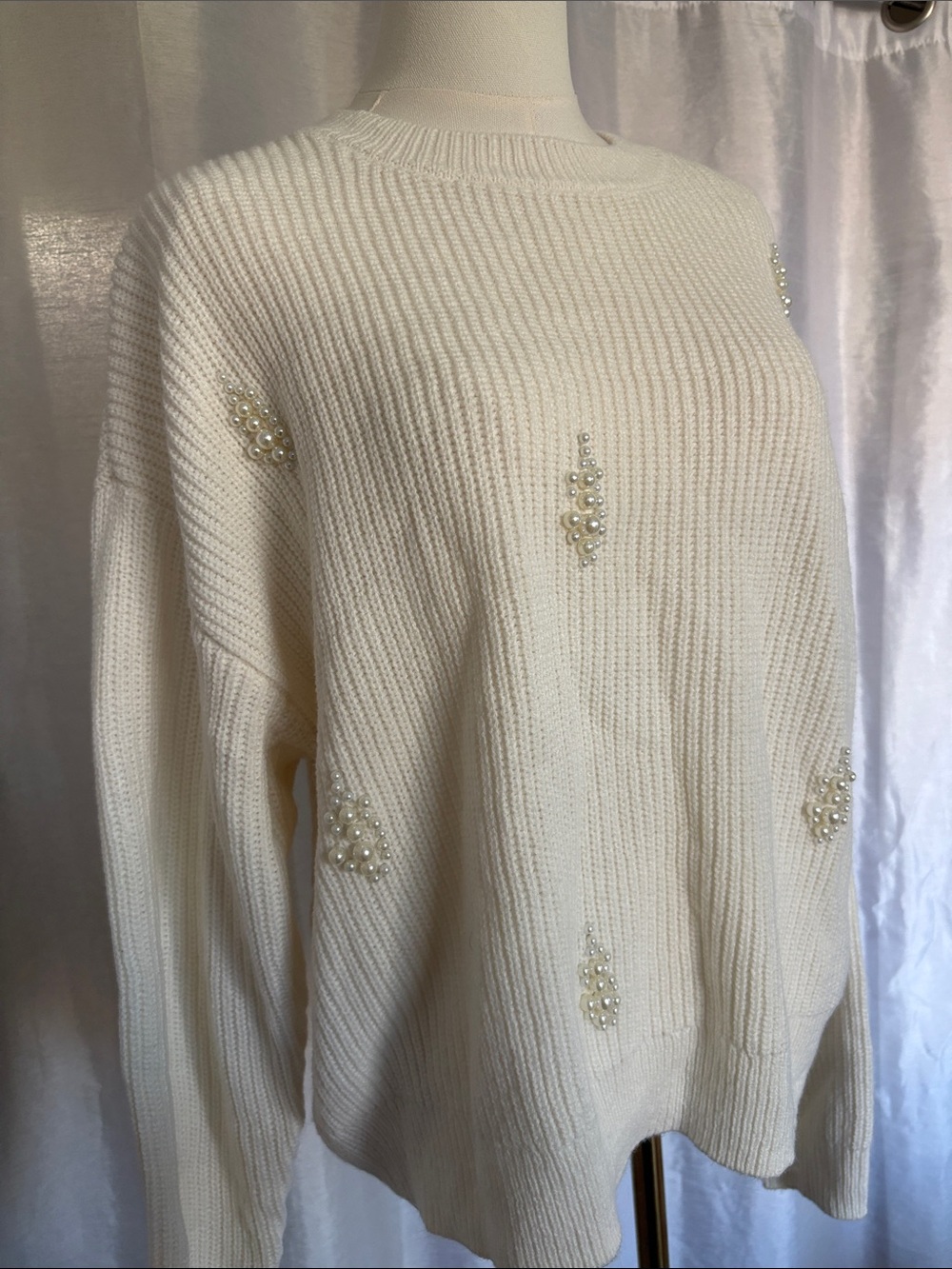 Pearl-Embellished Cream Ribbed Sweater - Picture 2 of 6